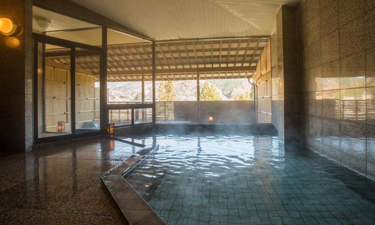 Hotel Hanaya Achi Buitenkant foto